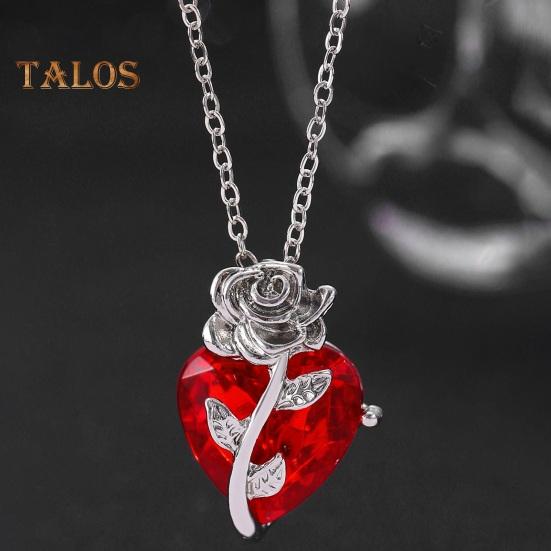 Women Necklace Rose Heart Pendant Retro Adjustable Length Rhinestone Polished Clavicle Necklace Everyday Wear Weddings Parties Neck Jewelry