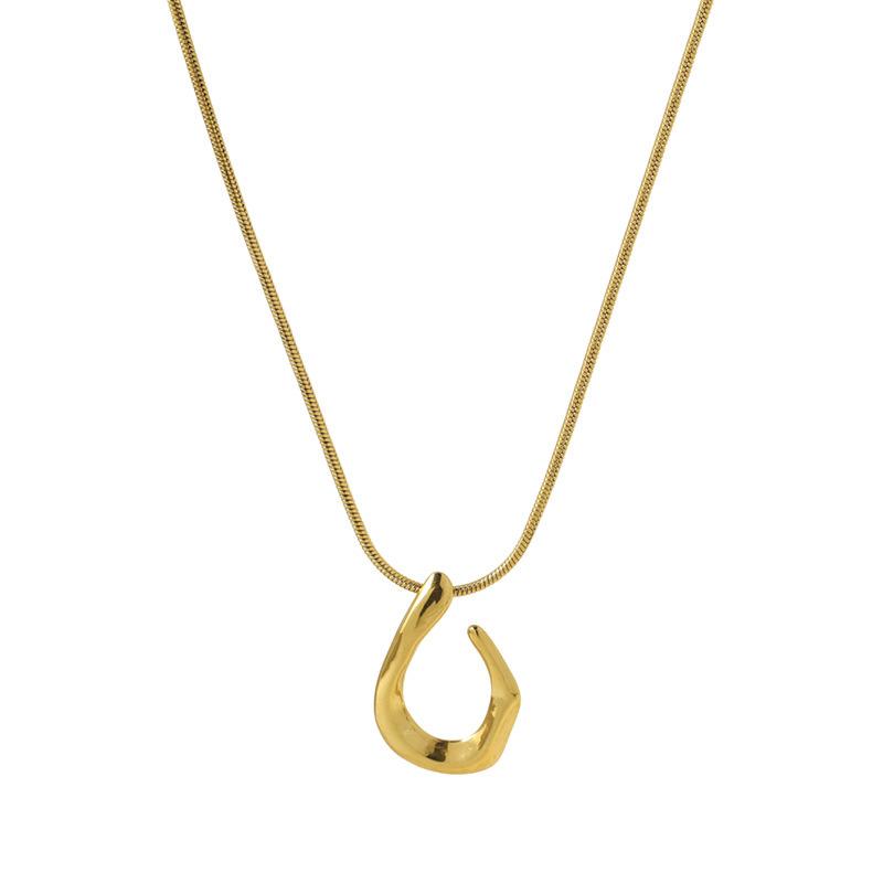 Exaggerated Metal Wind, A Lot Of Sweet And Cool Irregular Geometric U-Shaped Earrings, Necklace Set, Spot Model.