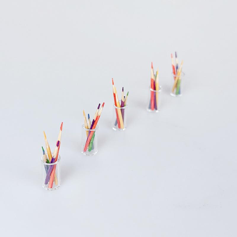 6Pcs Doll House Learning Scene Accessories 1:12 Dollhouse Miniature Small Pen Cup Holder With Color Pencil
