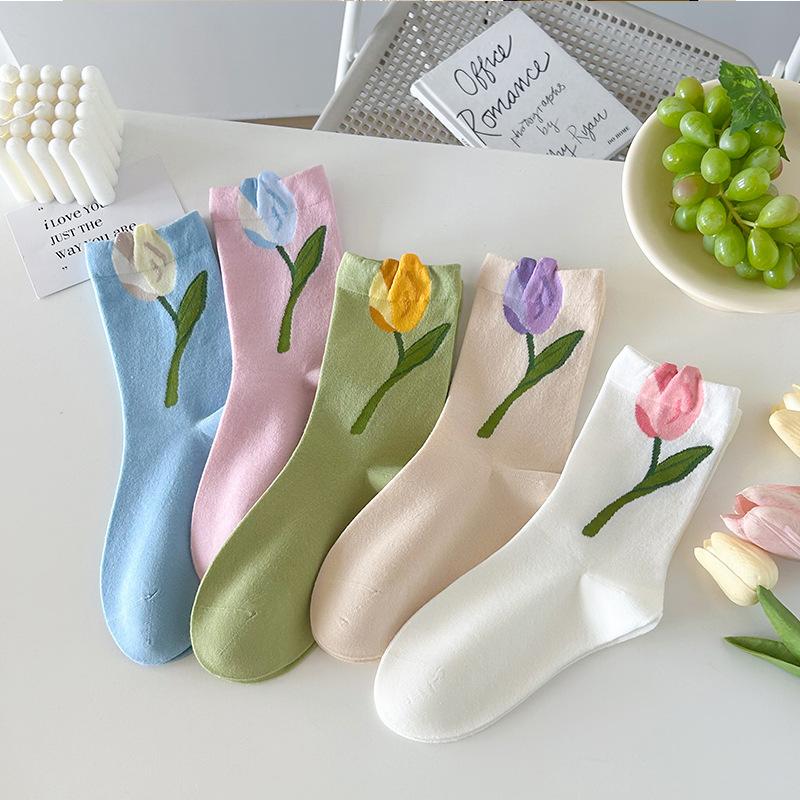 Women's Spring and Summer Mid-calf Socks, Three-dimensional Flower Pile Socks, Versatile and Sweet Tulip Flower Student Socks