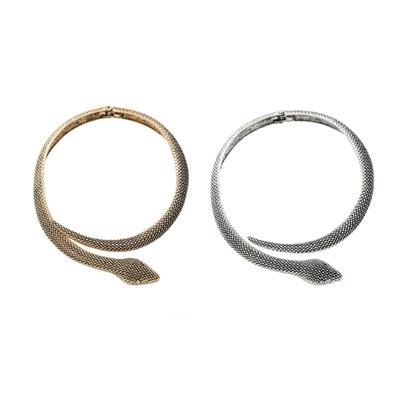 Distinctive Snake Necklace Animal Neckchain Trendy Statement Clavicle Chain Elegant Women's Accessories for Party Wear
