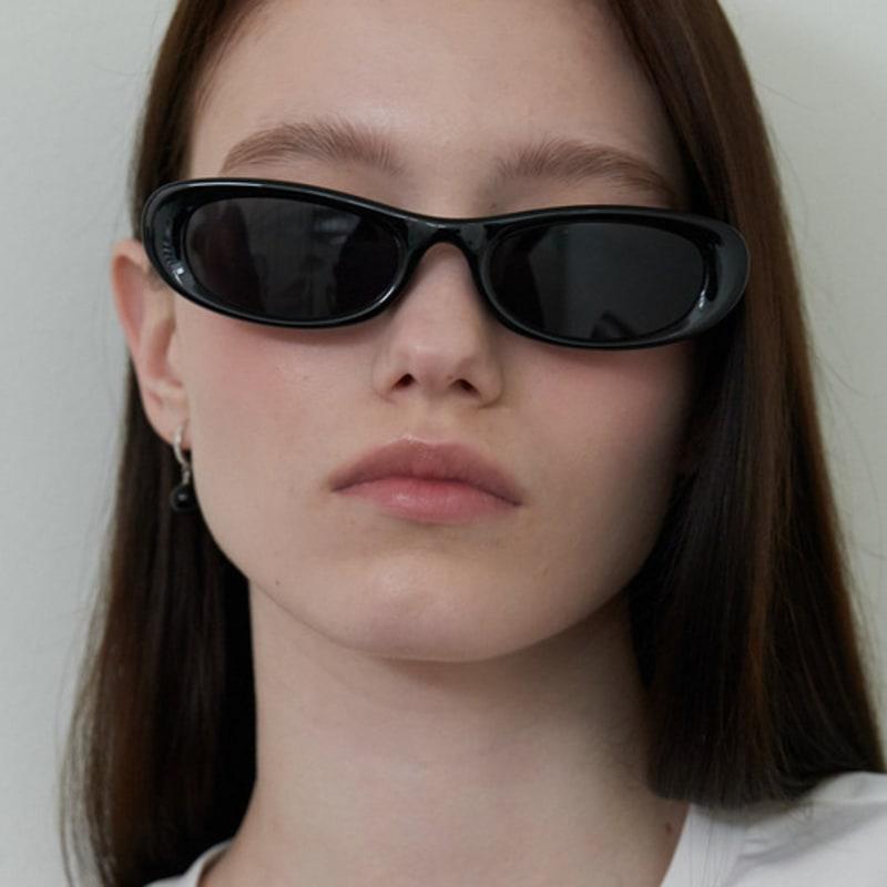 

One Brilliant Yana-OB520-Black single type