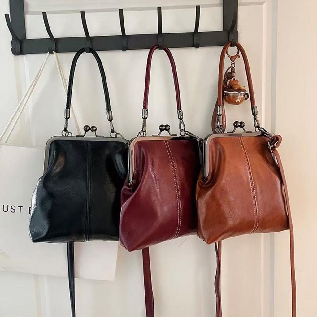 Vintage China-Chic Women's Handbag Temperament Clip On Commuter Crossbody Bag British Style Simple Shoulder Bag