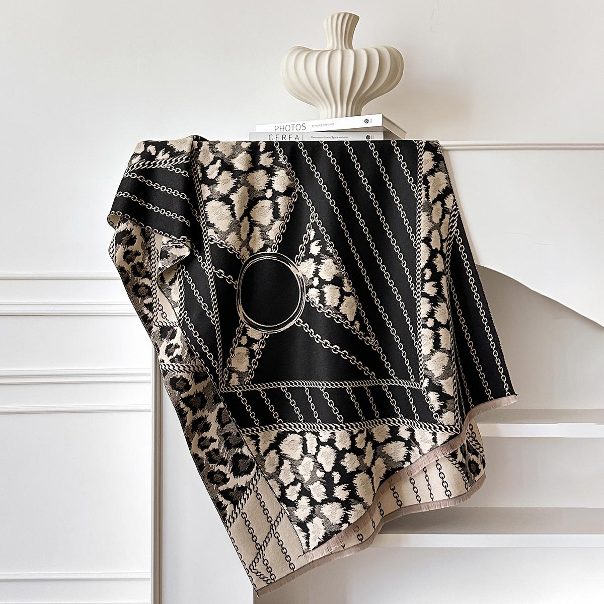 

Elegance Two-Sided Print Scarf Soft Warm Fringe Pashmina Shawl Autumn And Winter Outdoor Coldproof Windproof Blanket