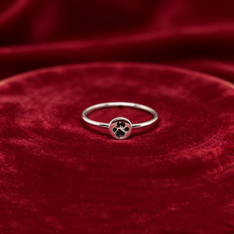 Yun Miao Women's Ring with Fashionable Cute Dog Paw Print - New Style