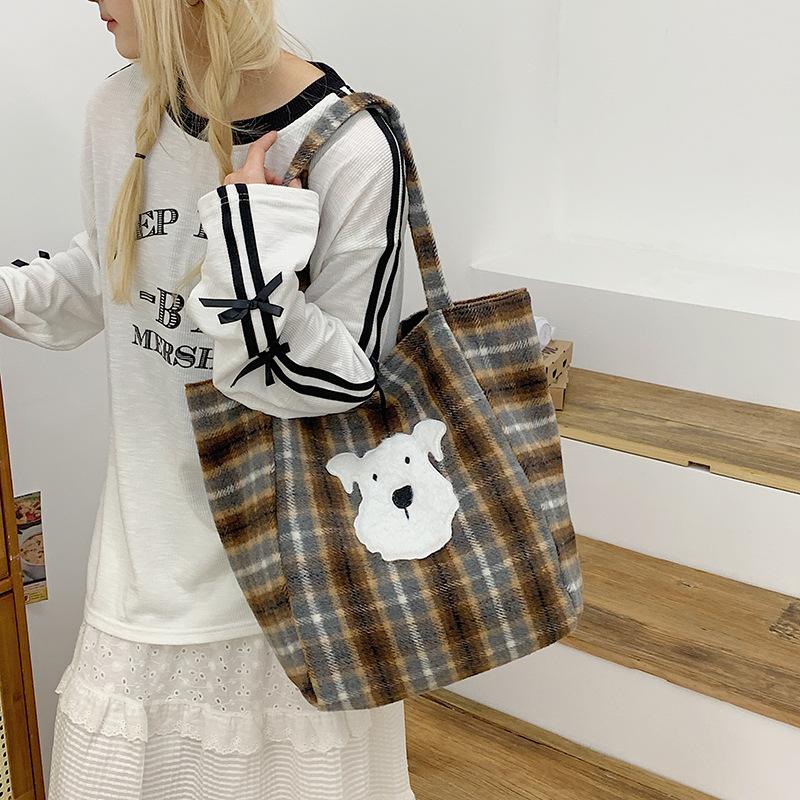Large-capacity Plaid Bag Women's New Autumn and Winter Commuter Shoulder Bag Casual Cute Cartoon Tote Bag