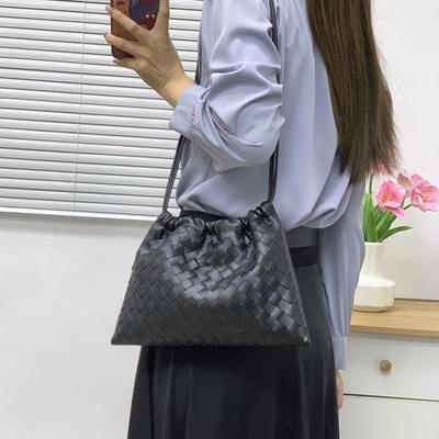 2024 Women's Woven Dumpling Crossbody Bag - Trendy Niche Design, Cloud Single Shoulder Bag