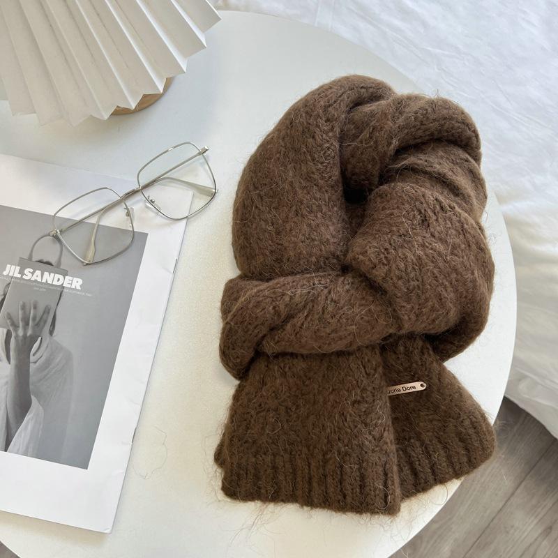 Winter New Wool Scarf High Sense Female Winter New Knitted Thickened Warm Soft Glutinous Alpaca Scarf