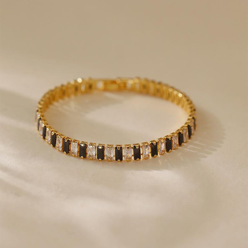 Luxury Inlaid Crystal Zircon 18k Gold Plated Copper Womens Bracelet Jewelry