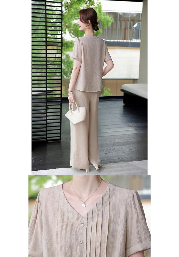 Elegant Mother's Summer Outfit: Dignified Short-Sleeve Top & Wide-Leg Pants Set for Middle-Aged & Elderly Women