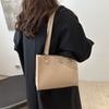 Casual Large-capacity Tote Bag Women's 2025 Autumn New Trendy Simple Fashion Shoulder Bag Portable Underarm Bag