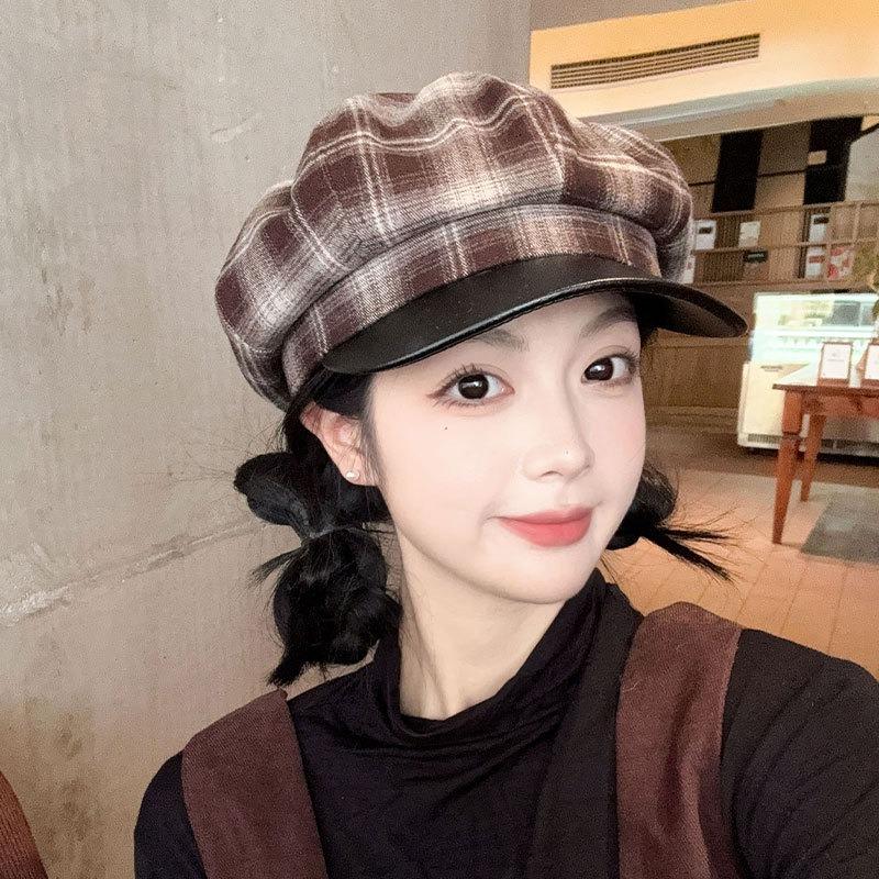 Retro Plaid Octagonal Hat Women's Autumn and Winter Versatile Face Small Warm Painter Hat Fashion Literary Newsboy Hat