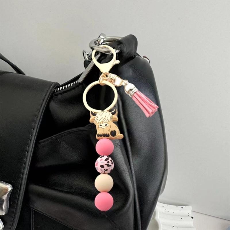 Highland Cow Keychain with Tassels and Silicone Beads Animal Keyring Fashionable Key Holder Pendant for Women and Men