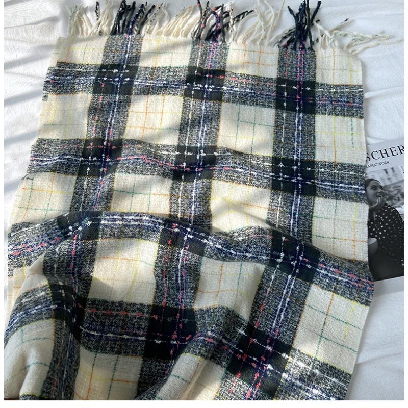 Women's Plaid Scarf - Windproof Warm Winter Scarf with Fringe Tassels Multi-Color Options for Casual & Formal Outfits, Scarf for Hair