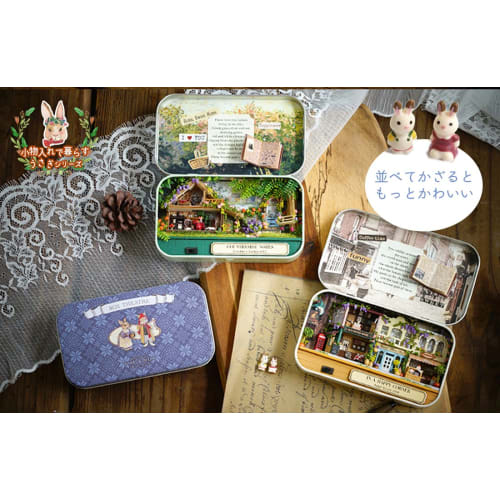 moin moin Miniature Dollhouse DIY Kit Set (Japanese Instructions) - Rabbit Living in a Trinket Box Series, Beginner's Rabbit Gift, Independent Study,