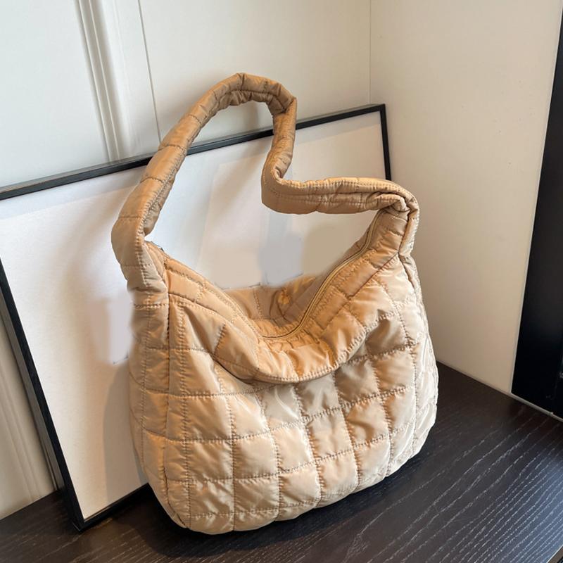 Women Padding Shoulder Bag Casual Quilted Crossbody Bag Fashion Solid Messenger Bag Versatile Slouchy Shopping Bag