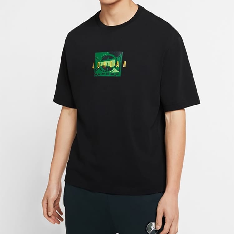 Jordan T Shirts Men's Crew Neck Moderate Straight Fit CJ6222-010