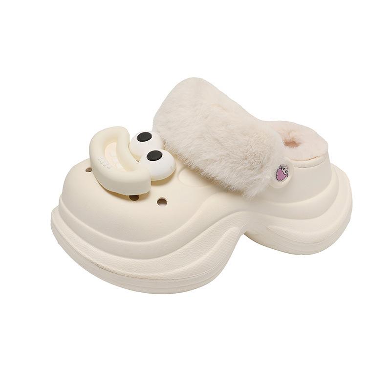 Cartoon cute fun hole shoes women's summer wear thick-soled non-slip student Internet celebrity bag head half slippers clouds