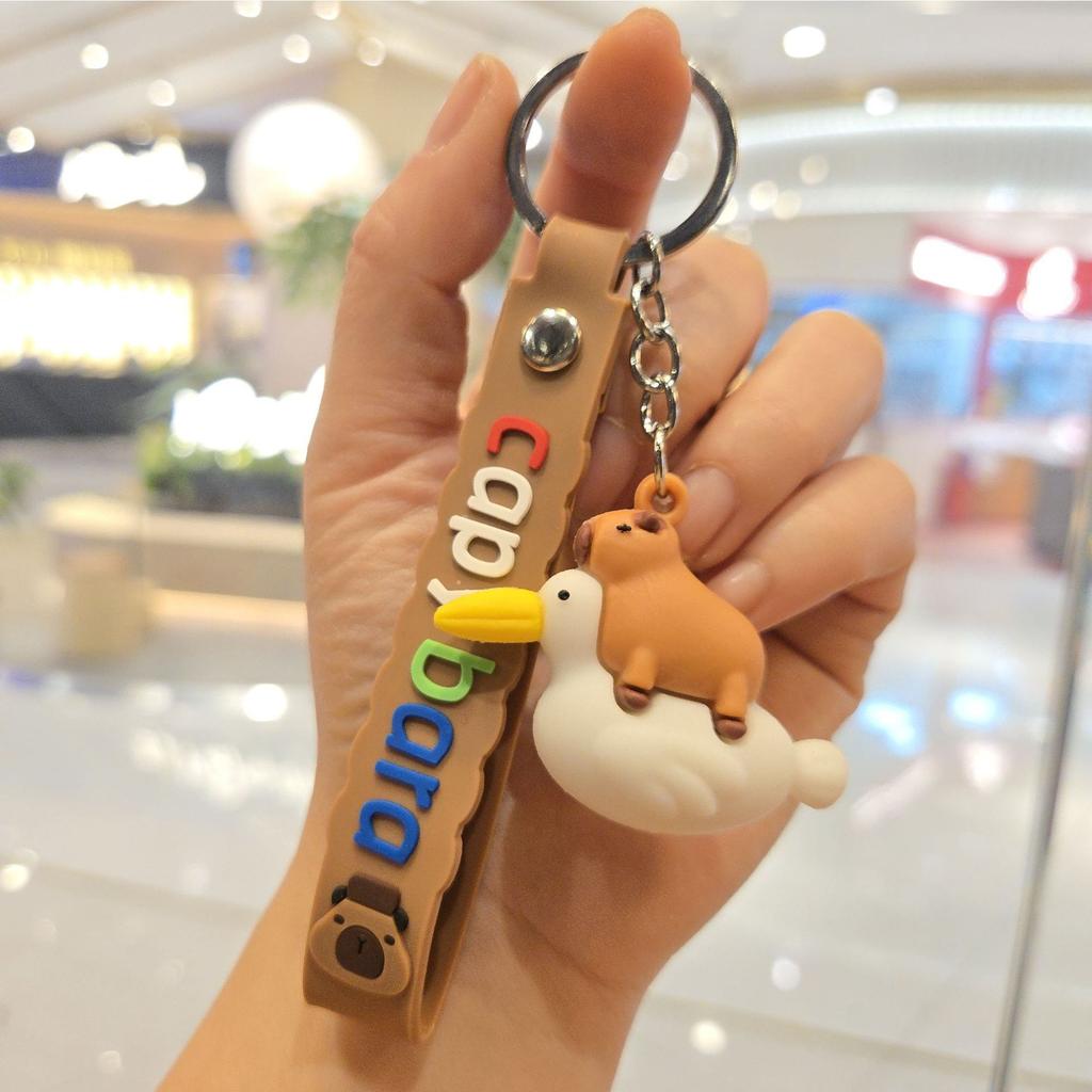 Kapibara Series Doll Keychain, Creative Silicone Water Guinea Pig Key Chain Couple Bag Pendant