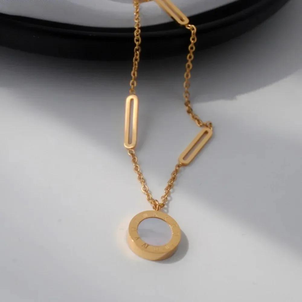 Luxury Gold Color Stainless Steel Roman Digital Wafer Pendant Necklace for Women Charm Chain of Clavicle Jewelry Accessory