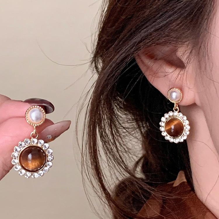 Elegant French Tiger Eye & Pearl Stud Earrings - Luxury, Simple, Exquisite Design