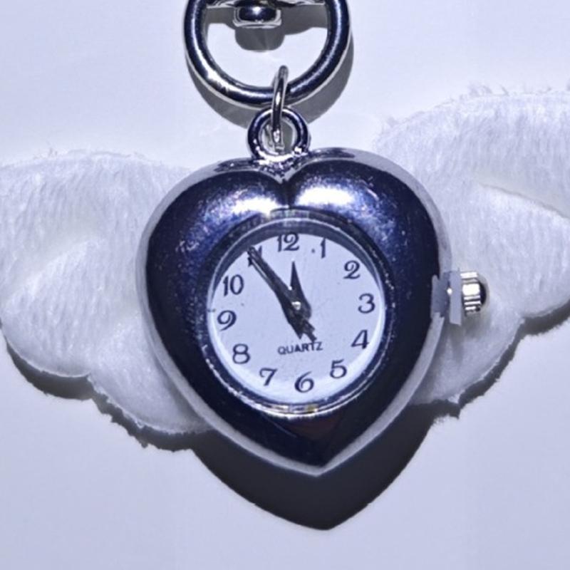 Elegant Alloy Clock Angel Wing Pendant For Phone Case And Keychain Stylish Accessory Handbag Decoration