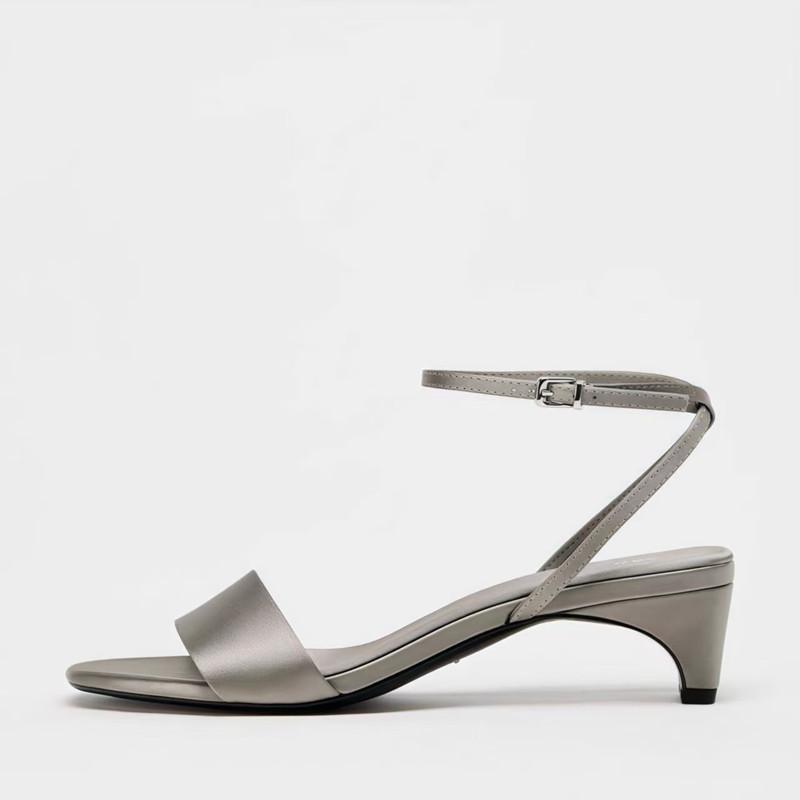Fashion High Quality Satin Square Toe Low Heel Sandals Women Fashion Open Toe Brand Designer Shoes Sexy Silver Narrow Band Dress Shoes