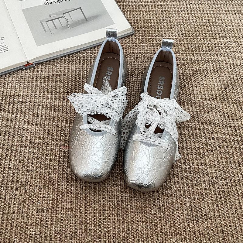 Korean version of French flat-bottomed silver evening single shoes women's spring 2025 new sweet and cool fashion square head Mary Jane shoes