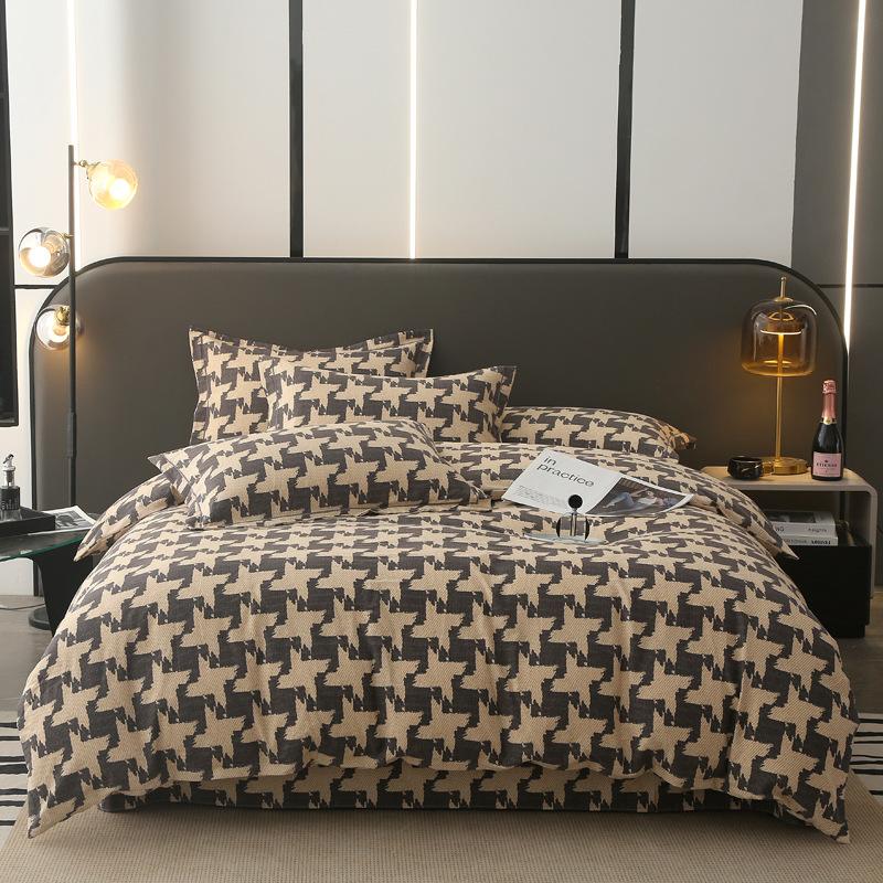 Thick Autumn Winter All Cotton Flannel 4 Piece Bed Sheet Set Home Use Pure Cotton Duvet Cover Fitted Sheet Pillowcases For Students Dormitory