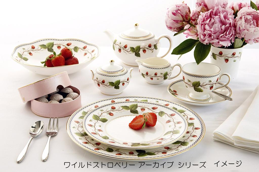 Wedgwood Wild Strawberry Archive 40007438 [Officially Imported] Bowl, 23cm,