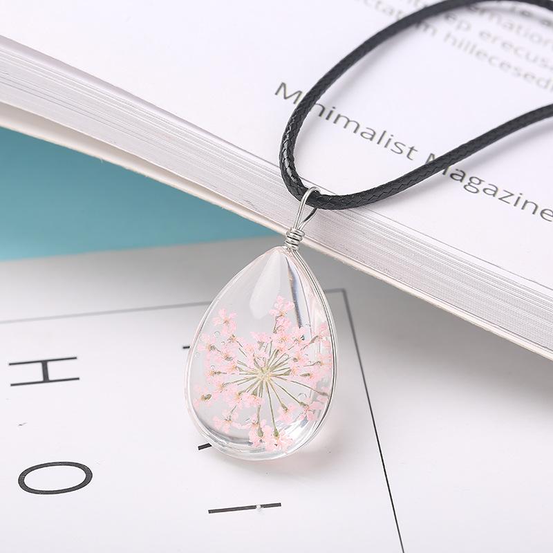 Direct Sales Hand-Wound Water Drop Dried Flower Pendant Dried Flower Plant Specimen Glass Creative Simple Necklace Pendant