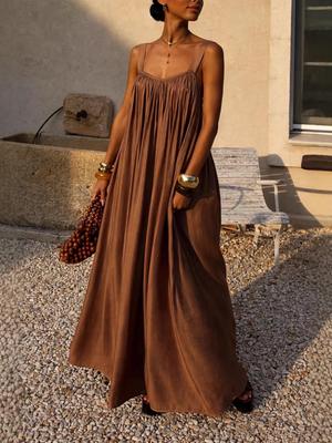 Elegant French Pleated Spaghetti Strap Summer Dress with Back Cutout