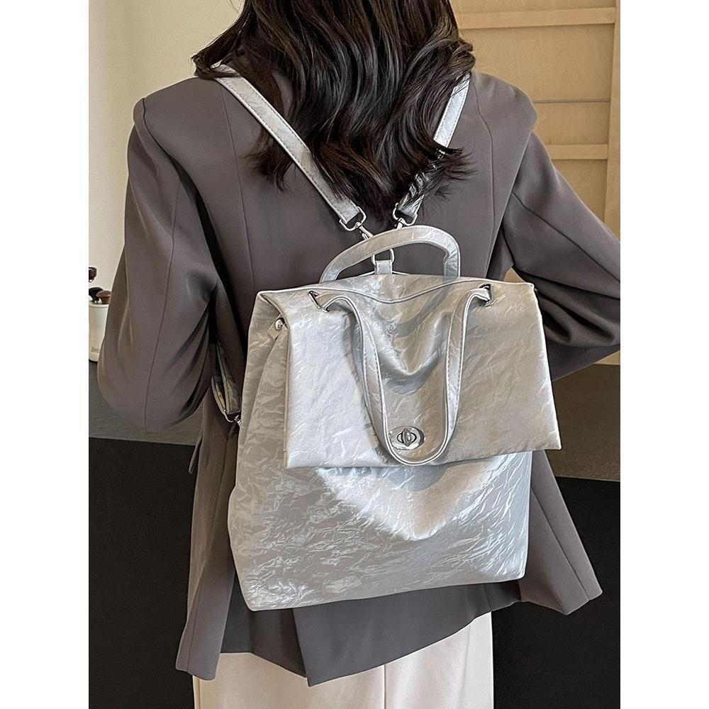 Korean Style Women's Fashion Backpack - 2025 Summer Collection: Simple, Casual, Large Capacity for Versatile Short Trips