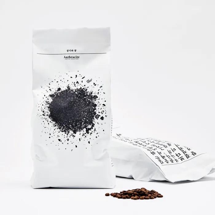 

Антрацитовые кофейные зерна воздух и мечты 500g