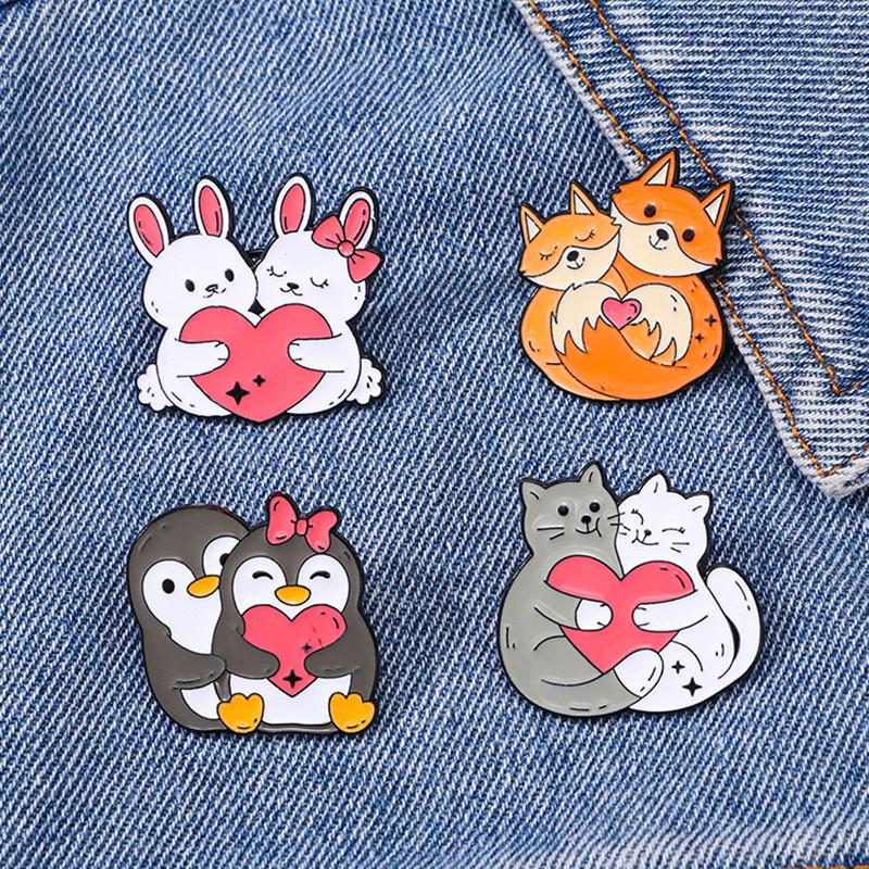 4PCS Cartoon Animal Heart Lovers Enamel Pin Creative Penguin Cat Rabbit Fox Metal Brooch Badge Backpack Clothing Hat Accessories