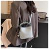 Ladies' Elegant Woven Bucket Bag Crossbody Bag - Detachable Shoulder Strap, Magnetic Buckle Design, Large Capacity Handbag