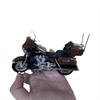 1:18 Scale 1999 FLHR Road King 2013 FLHTK Electra Glide Ultra Limited Collectible Diecast Motorcycle Models Weather Resistant Plastic Toy Vehicles