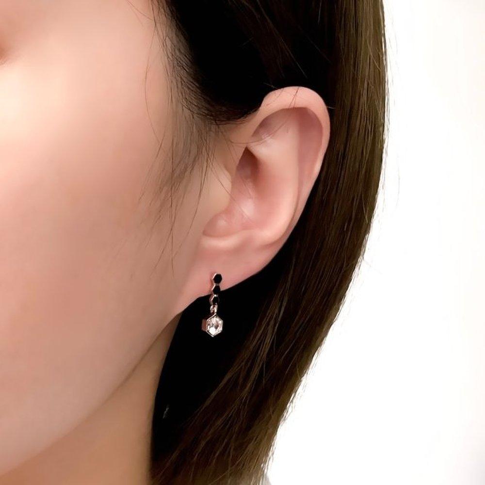 [Opal House] 925 Silver Honeycomb Cubic Earrings Opque5158