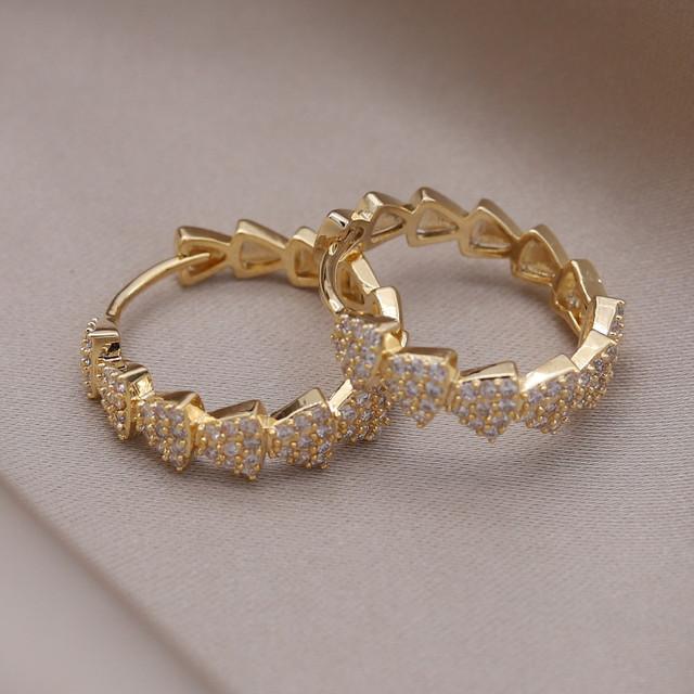 

Корейский новый дизайн модные ювелирные изделия изысканный медный комплект циркониевые серьги-кольца элегантные женские повседневные рабочие аксессуары