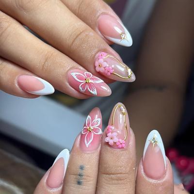 3D Three-dimensional Hot-selling French White Wearing Nail Simple Flower Manicure Fake Nail Short Almond Nail Piece