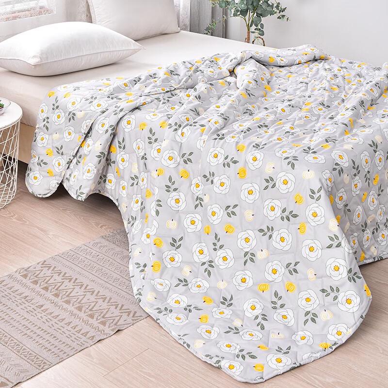 Royal Bedding Polyester Summer Cooling Quilt