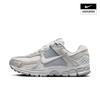 Women S Zoom Vomero 5 Hq0458 001