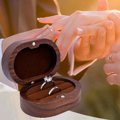 Handgefertigte rustikale Ringbox aus Holz mit klarem Deckel, Ehering-Aufbewahrungsbox, Samt innen, Magnetverschluss, Vorschlag, Verlobungsringhalter