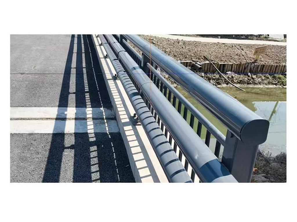 Q235 Bridge Anti-Collision Barrier for Landscape, Road, and River Protection
