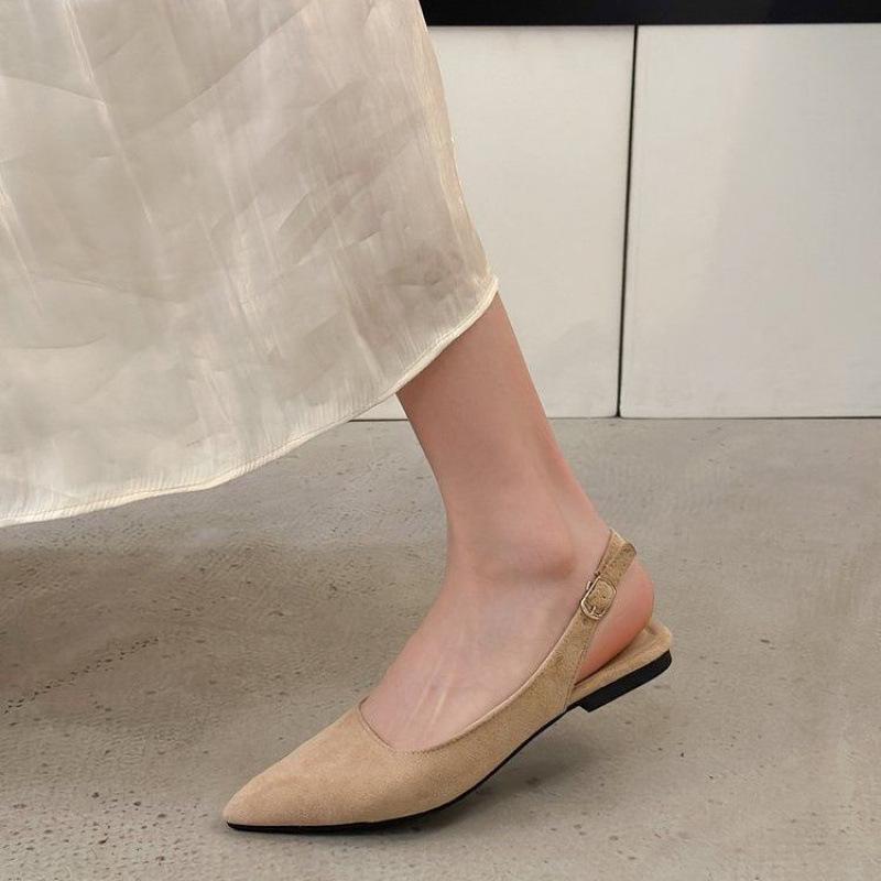 Z Korean Retro Women's Spring Kitten Heel Sandals 2025 - Pointed High Heels with Back Strap for a Socialite Temperament