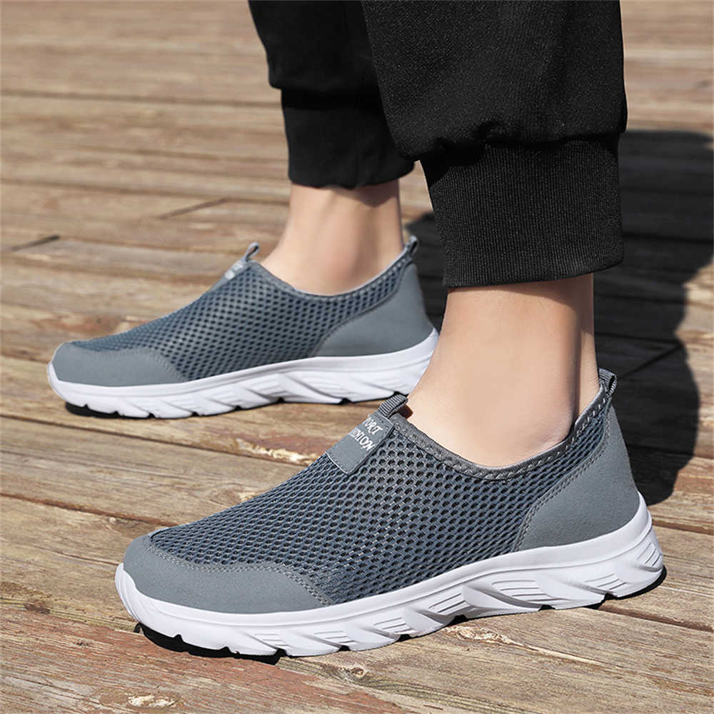 Black Anti Slip Men's Spring Autumn Boots Casual Sneakers Blue Black Sports Shoes Wide Foot Expensive Racing Tennes Sport