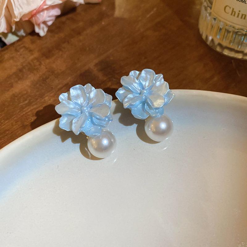 Silver Needle Resin Flower Pearl Pendant Earrings Small Fresh Light Luxury Premium Earrings Sweet Design Earrings Women