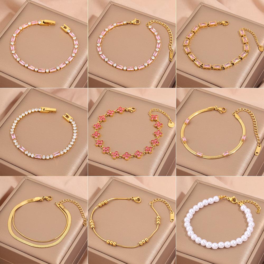 Popular bracelet, titanium steel does not fade, love zircon bracelet, high-end female light luxury niche bracelet, bracelet.
