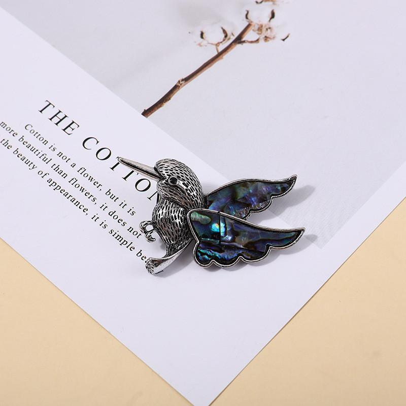 Animal Shell Bird Brooch Pin With Alloy Embedding For Fashion Accessory