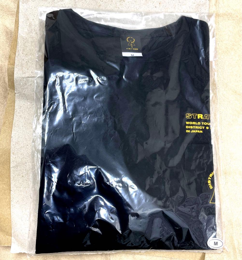 

[USED] Stray Kids District 9 Unlock JAPAN T-shirt